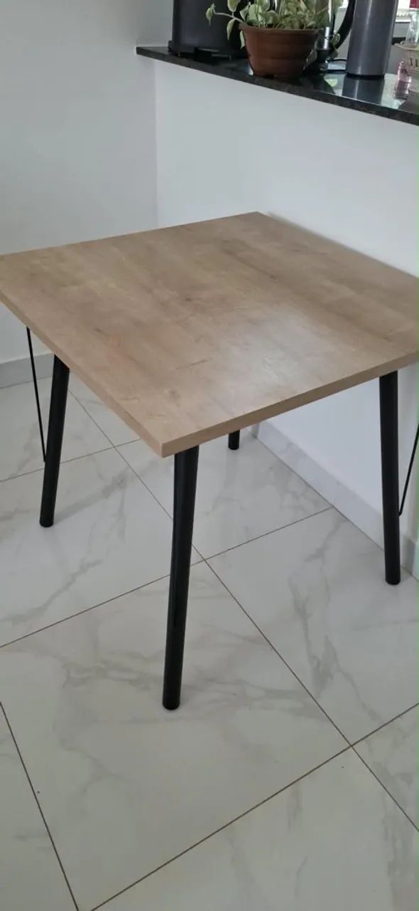 Mesa de 2 lugares com cadeiras  - Foto 2