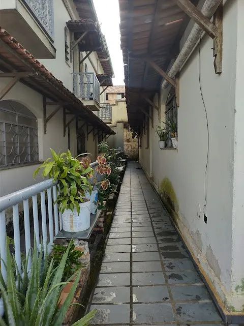 Alugo - Casa Geminada em Ribeirão das Neves 