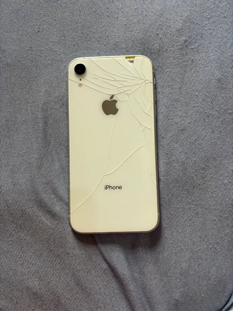 Iphone Xr branco 128 gb  - Foto 2