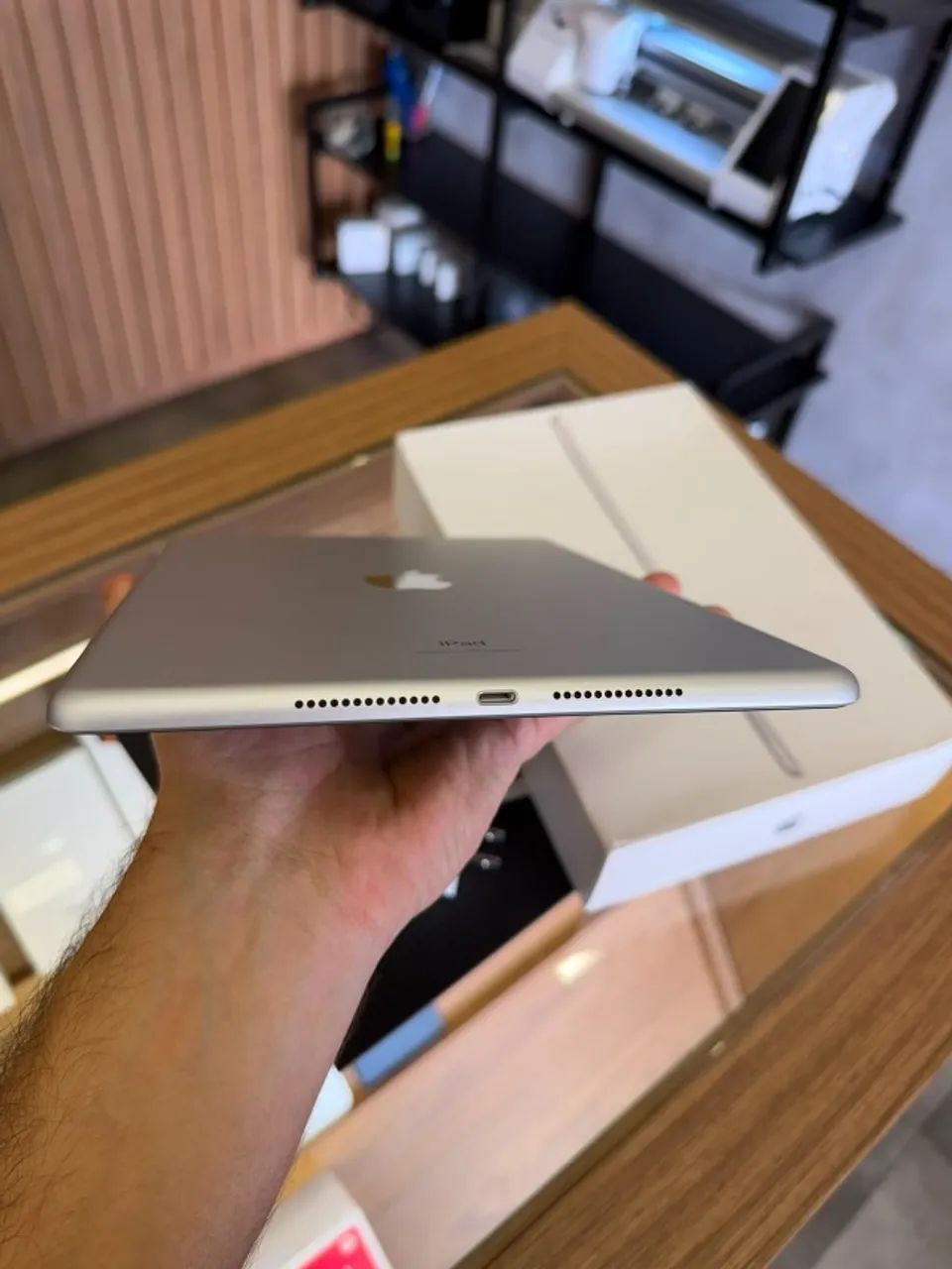 iPad 9 64gb + impecável com caixa - Foto 3