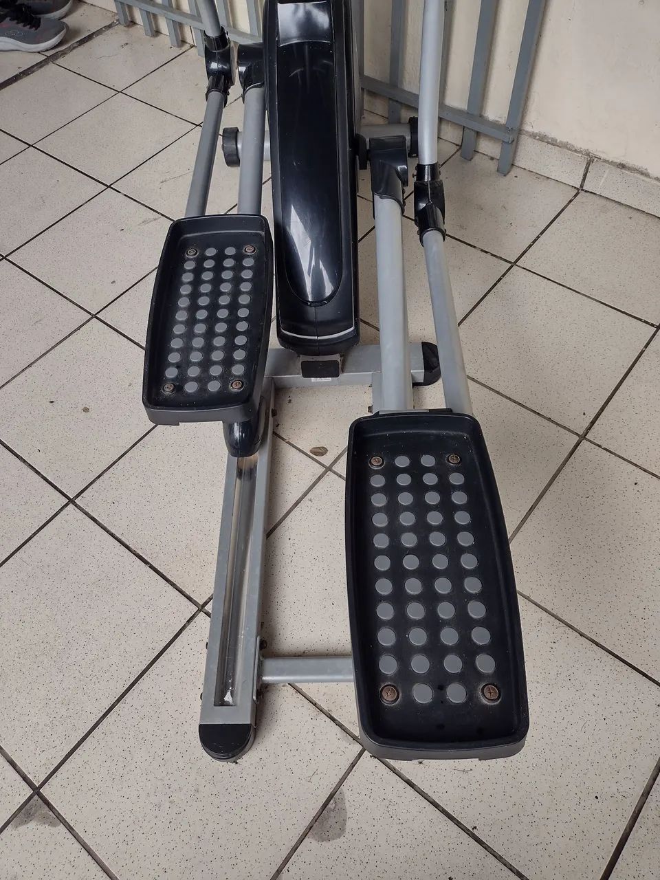 Vende-se Elíptico Olympikus profissional  - Foto 5