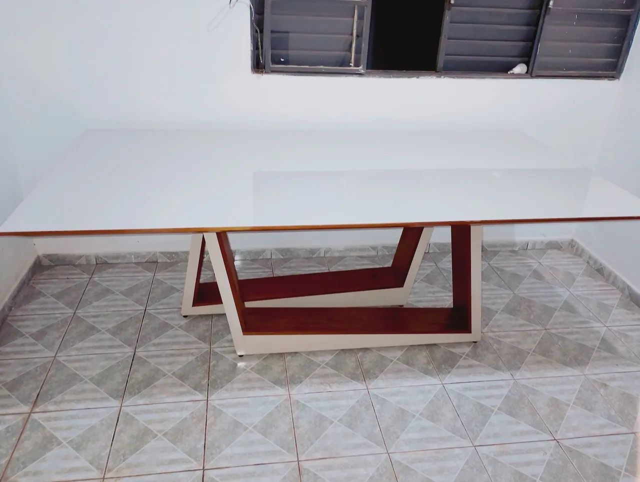 Mesa 2,20 tampo madeira e vidro  - Foto 4