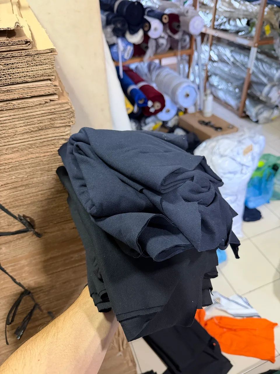 Retalhos de Tecidos e Malhas no kg - 30cm a 5 metros - Foto 3