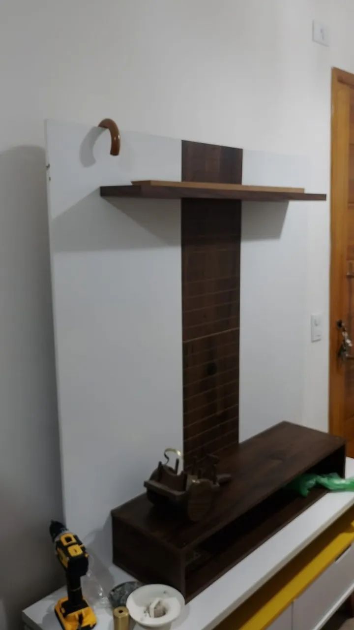 Mesa de parede p/ sala de estar