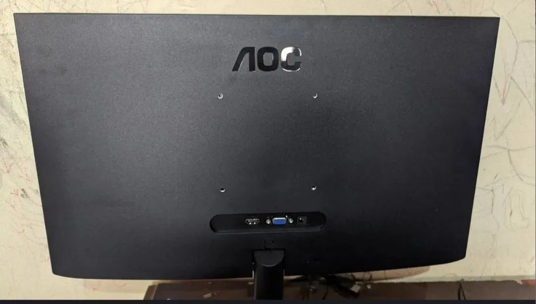 Monitor aoc 23,5 pl novo - Foto 4