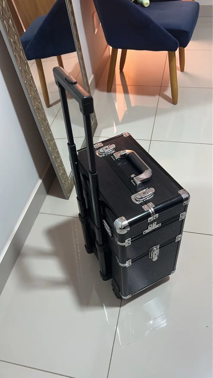 Vendo essa maleta de maquiagem  - Foto 4