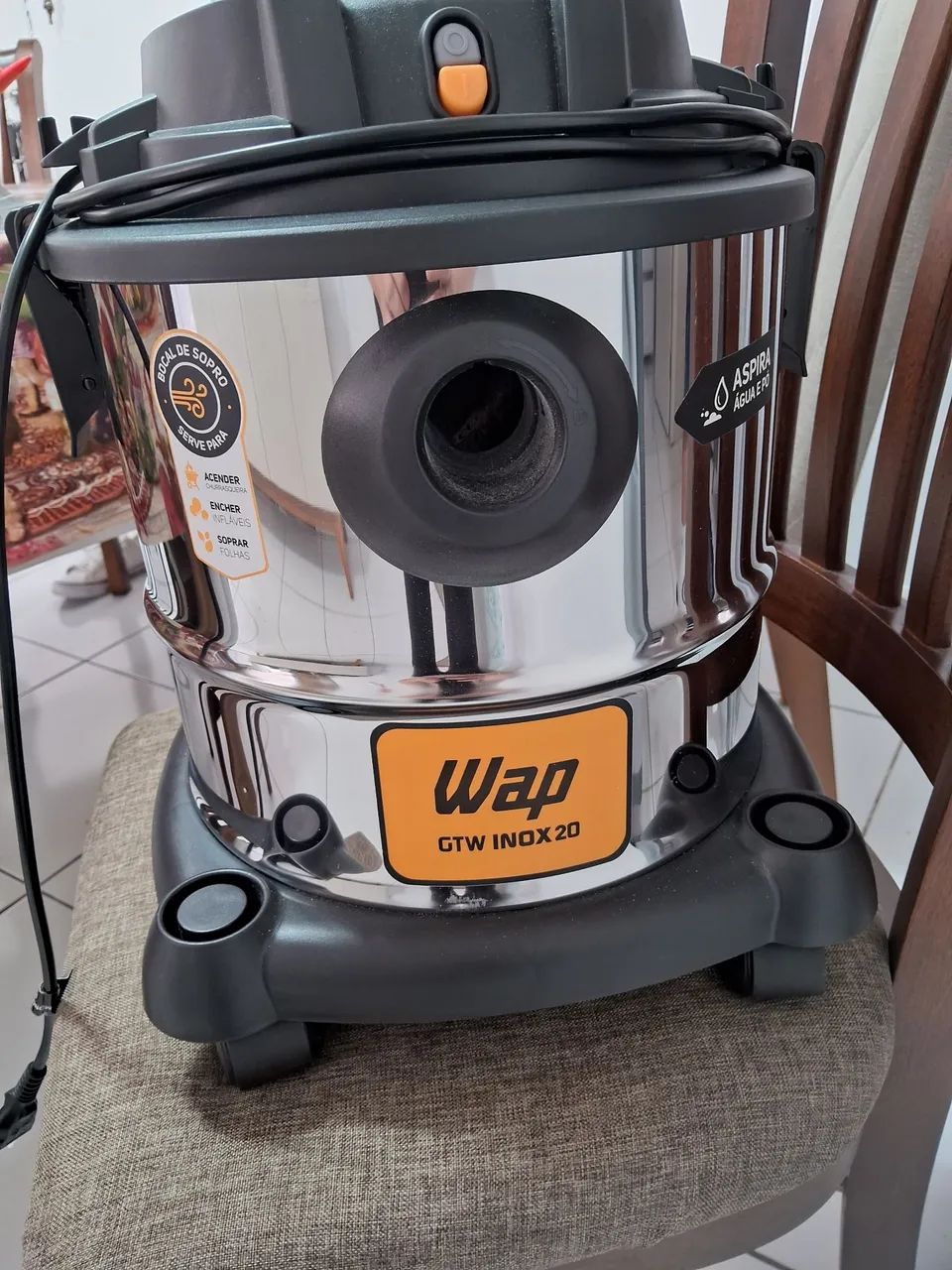 Vendo aspirador Wap. Em ótimo estado. 