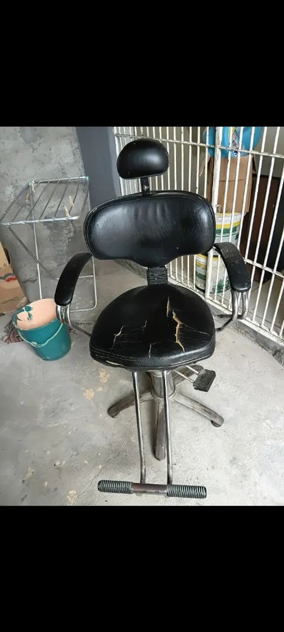 Hydraulic Salon and Barber Chair