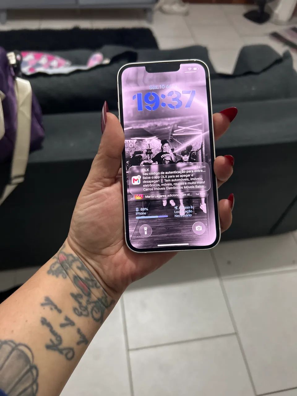 iPhone 14 128gb caixa original e carregador original  - Foto 2