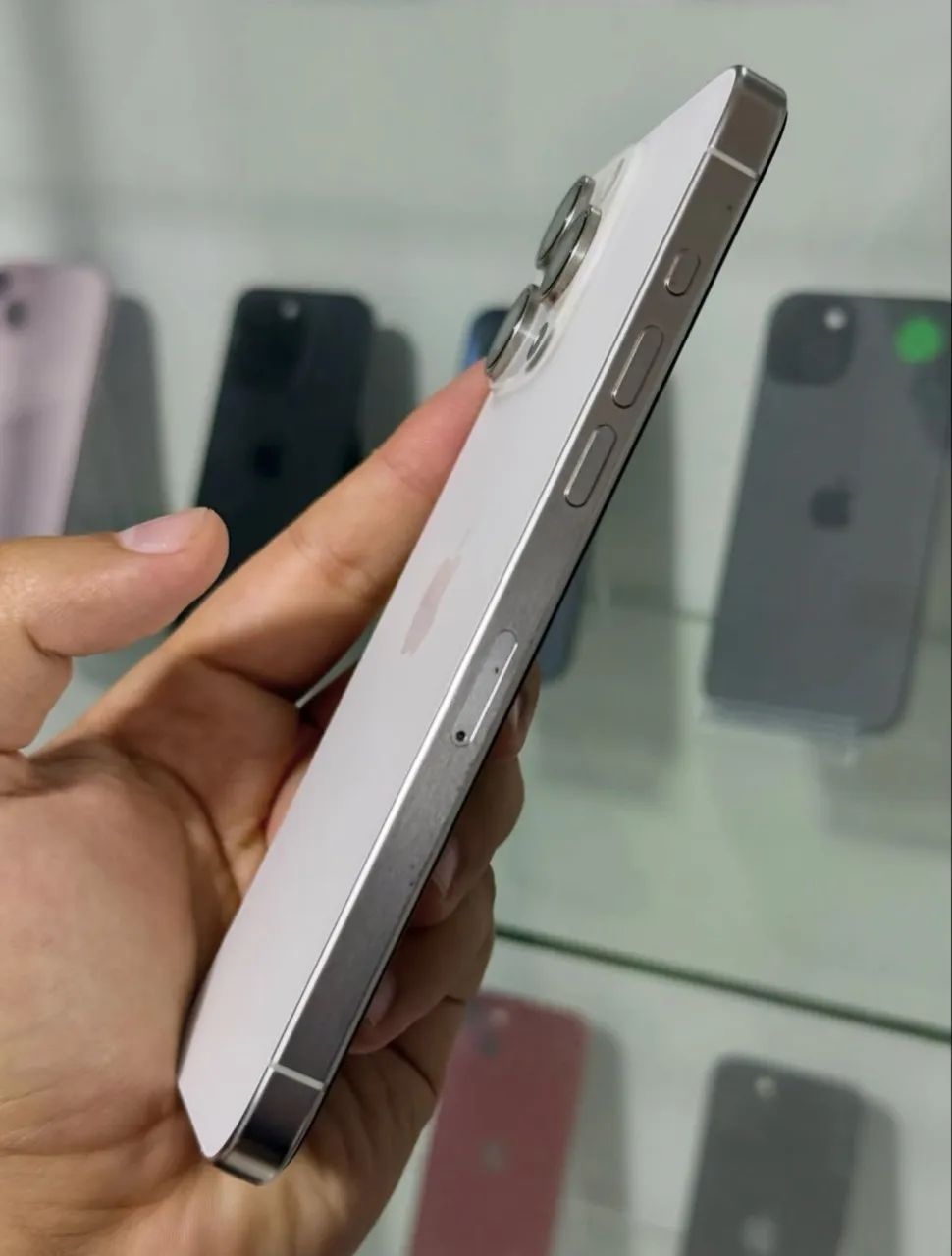 IPHONE 15 PRO MAX  - Foto 4