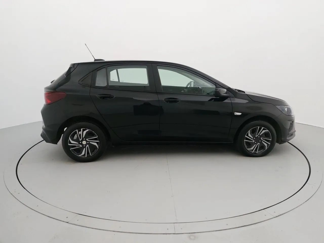 Chevrolet Onix Hatch 1.0 12V Flex Mec. 4P, foto 6 de 18
