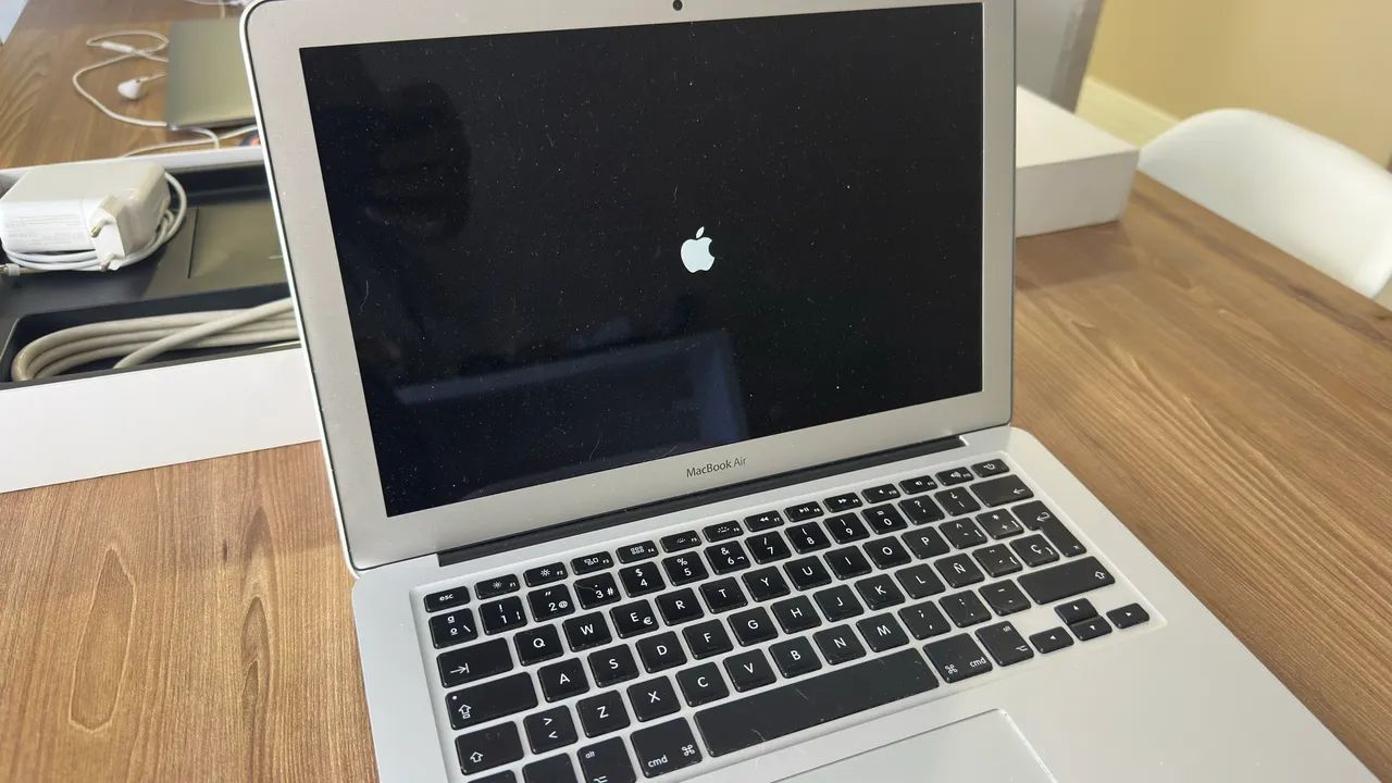 MacBook Air i5 256SSD - Foto 2