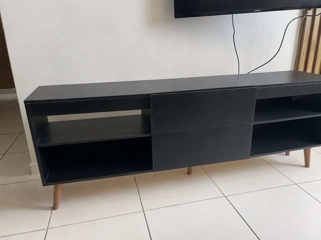 Rack preto sala estar 