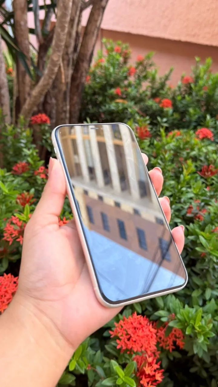 Vende se iPhone 11 - Foto 3