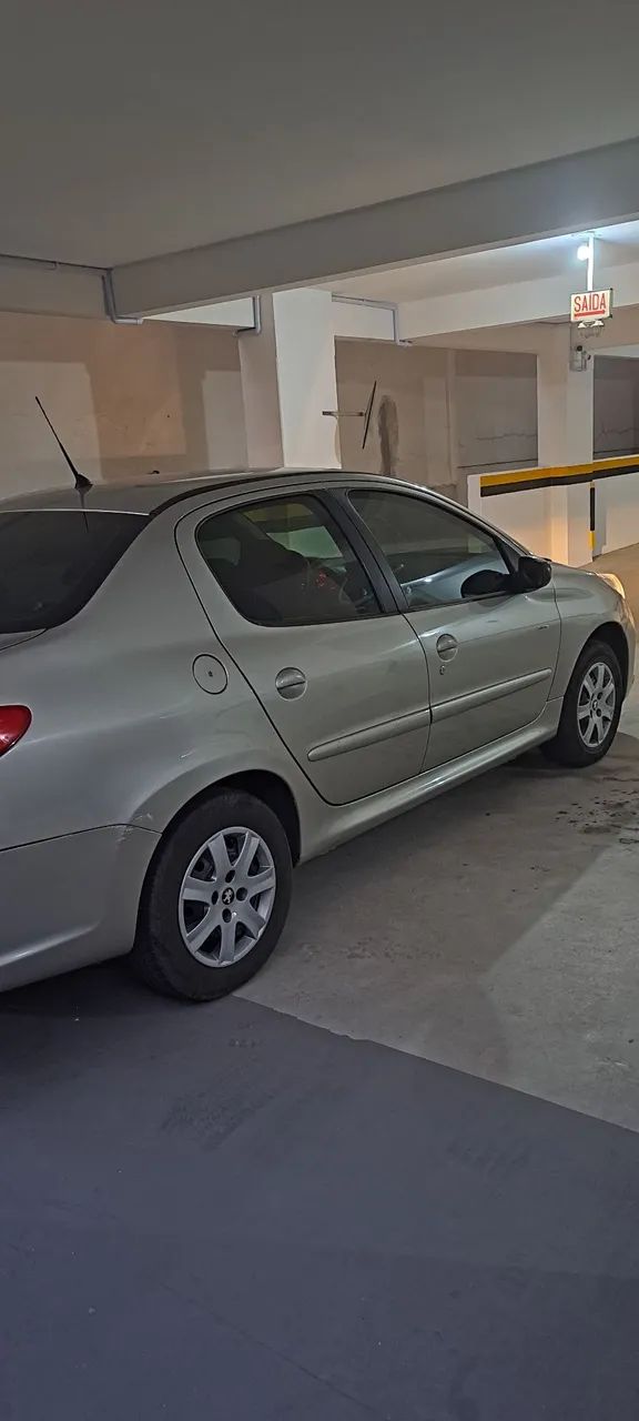 Peugeot 207 Active 1.4 Flex 8V 5P 2014 - Foto 2