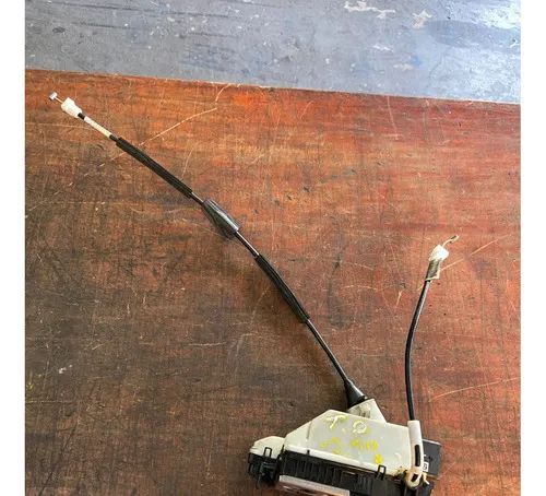 Fechadura De Porta Dianteira Direita Peugeot 208 2015 2016 - Peças