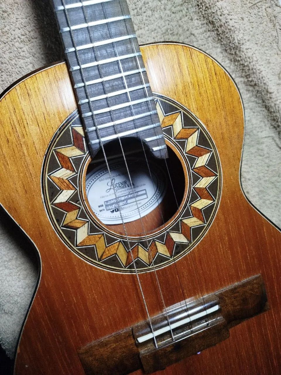 CAVAQUINHO LUTHIER 