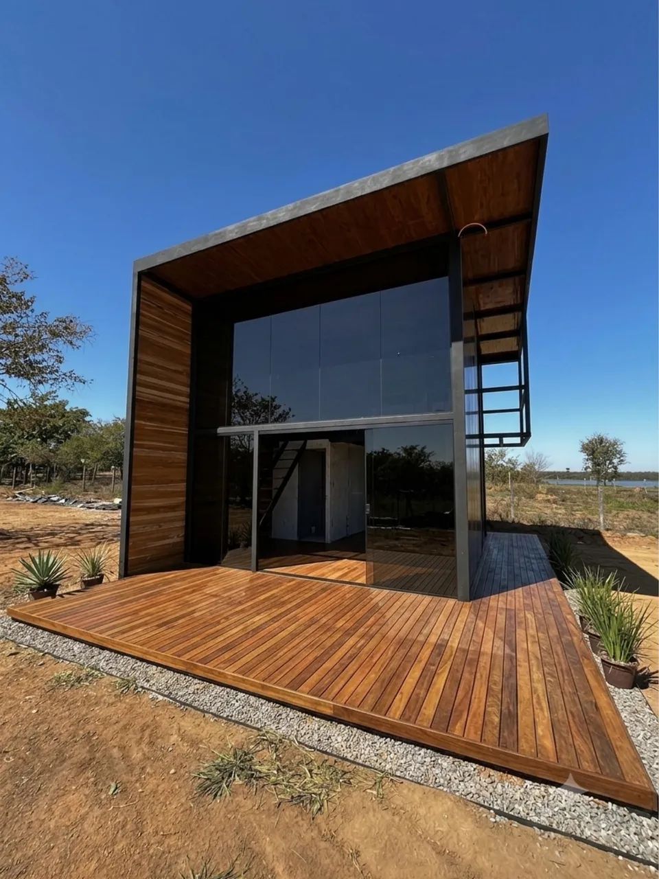 Loft as margem da represa 