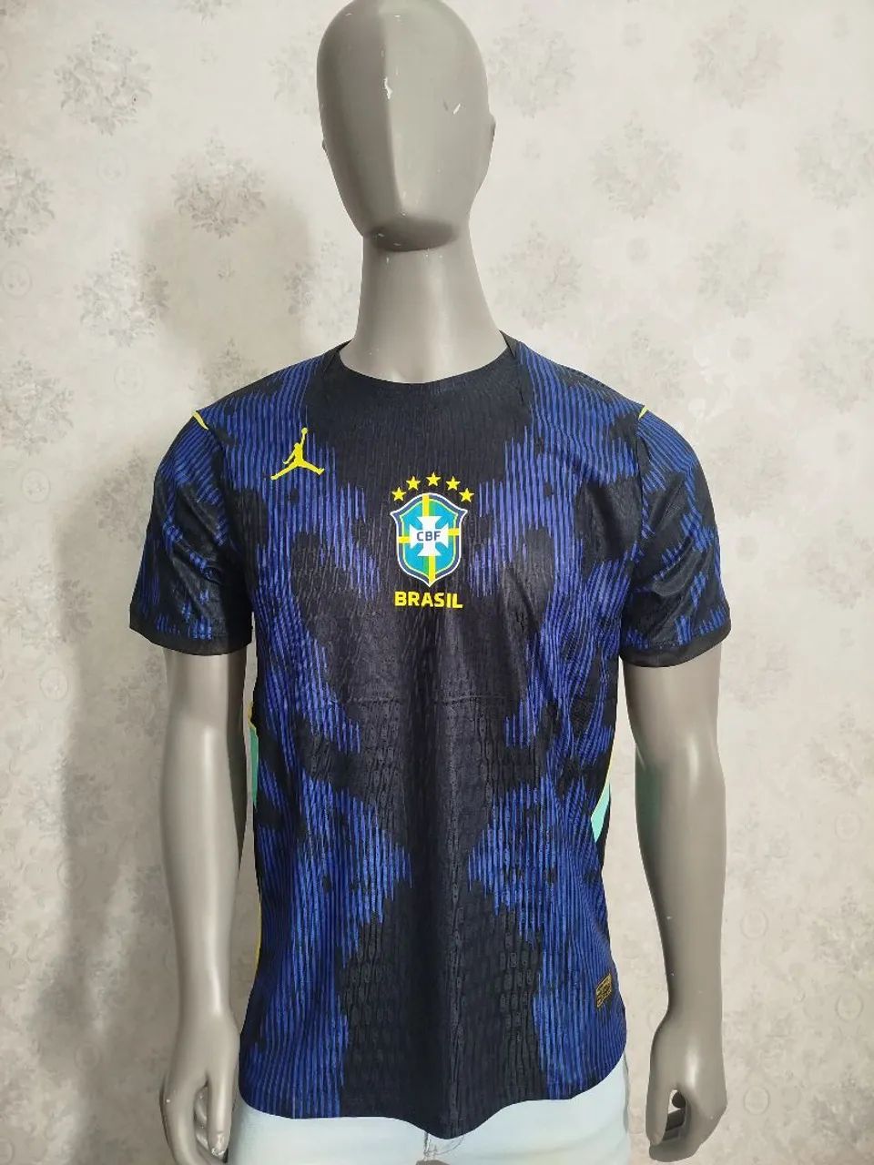 Oferta exclusiva Camisa Brasil Azul 2026, modelo jogador - Roupas