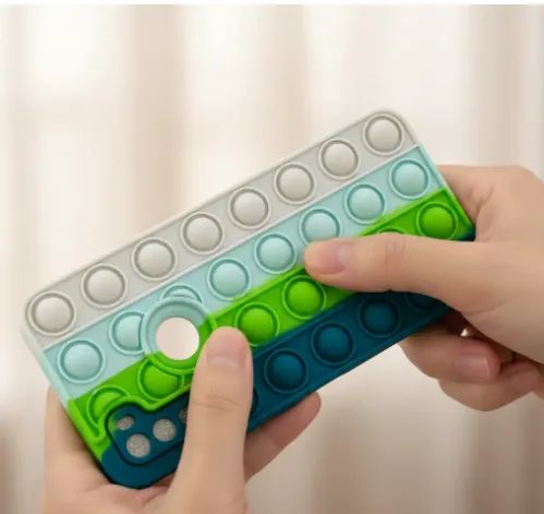 Capinha Silicone Pop It Fidget Para Xiaomi Redmi Note 8 - Foto 3
