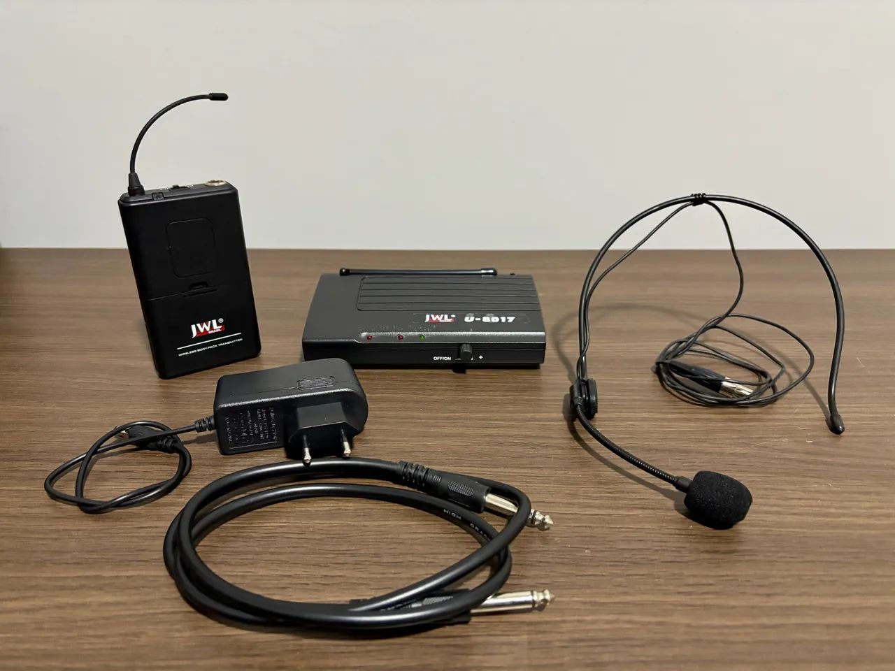 Headset JWL U -8017 - Microfones e Gravadores - Jardim Bom Jesus