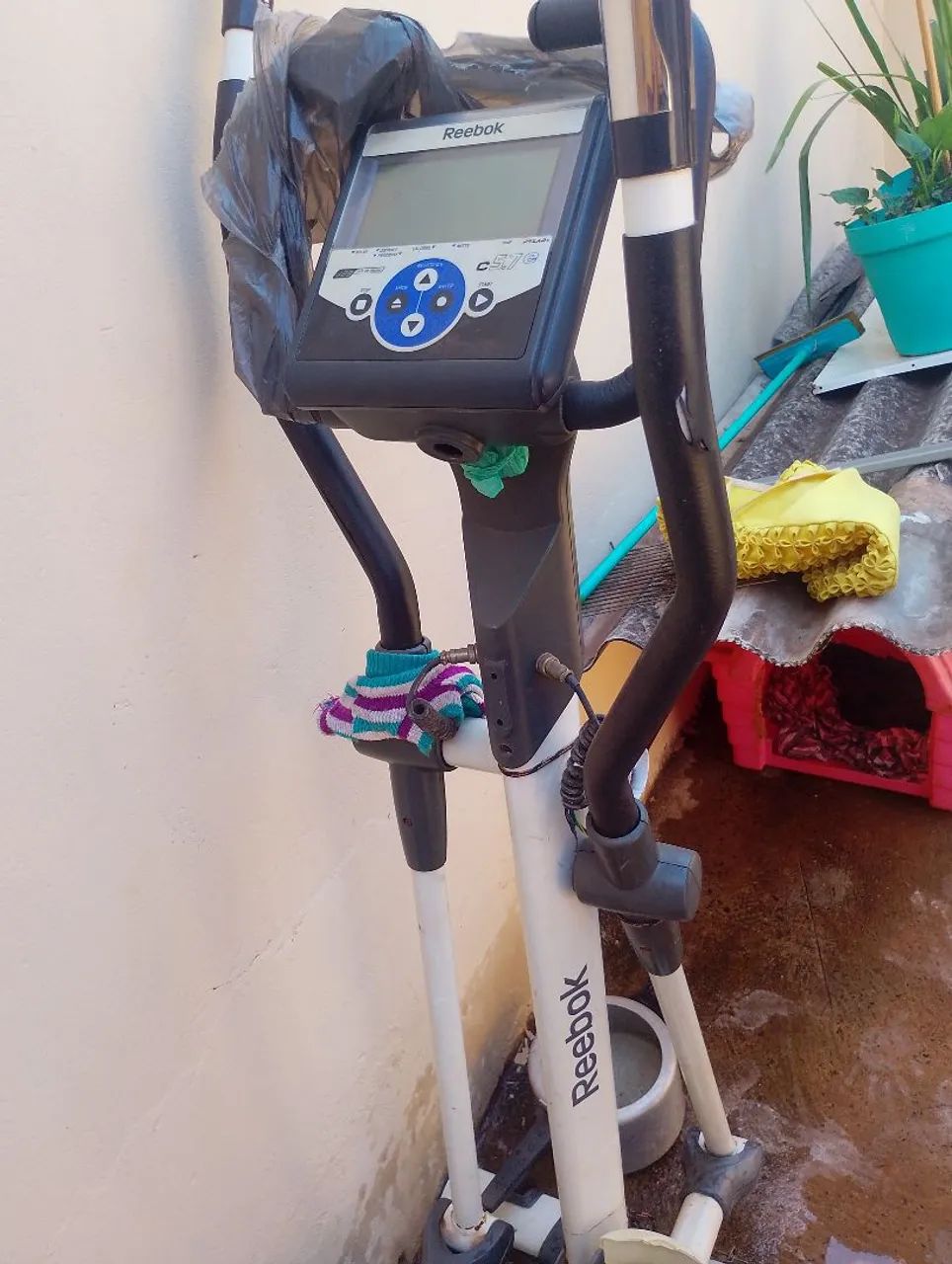 Elíptico com defeito