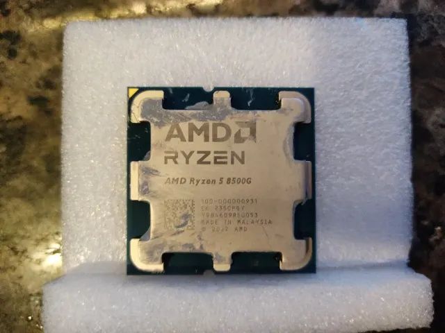 Processador AMD Ryzen 5 8500G AM5 com Cooler Box AMD
