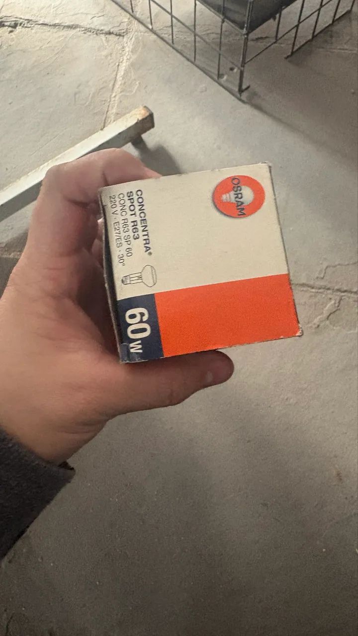 Lâmpada Spot OSRAM 60W 220V - Nova - Foto 2