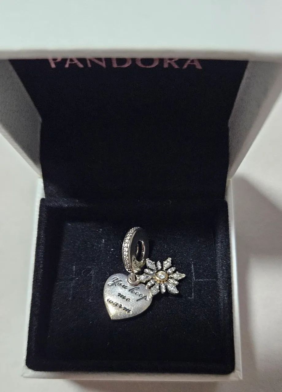 Charm original pandora floco de neve prata e ouro - Foto 2