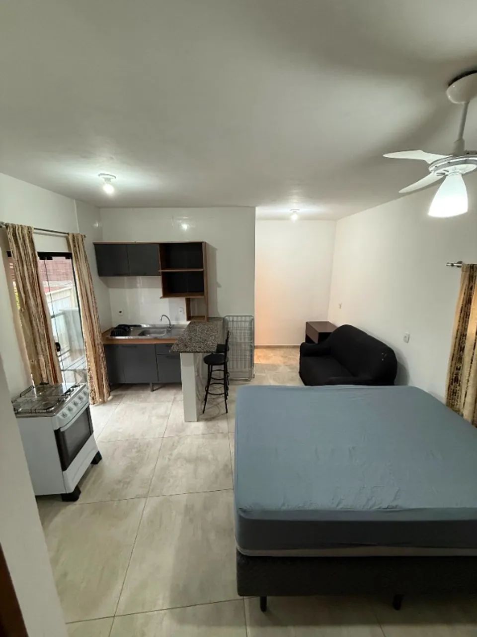 ALUGUEL ANUAL  R$ 2000. CAMPECHE AREIAS 