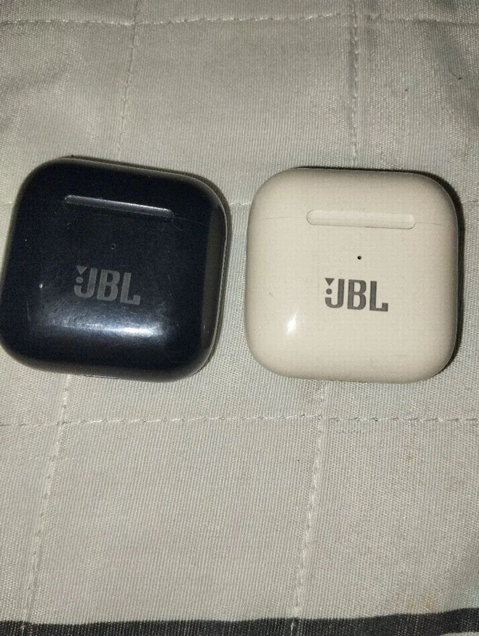 Fone JBL original via bluetooth NOVO