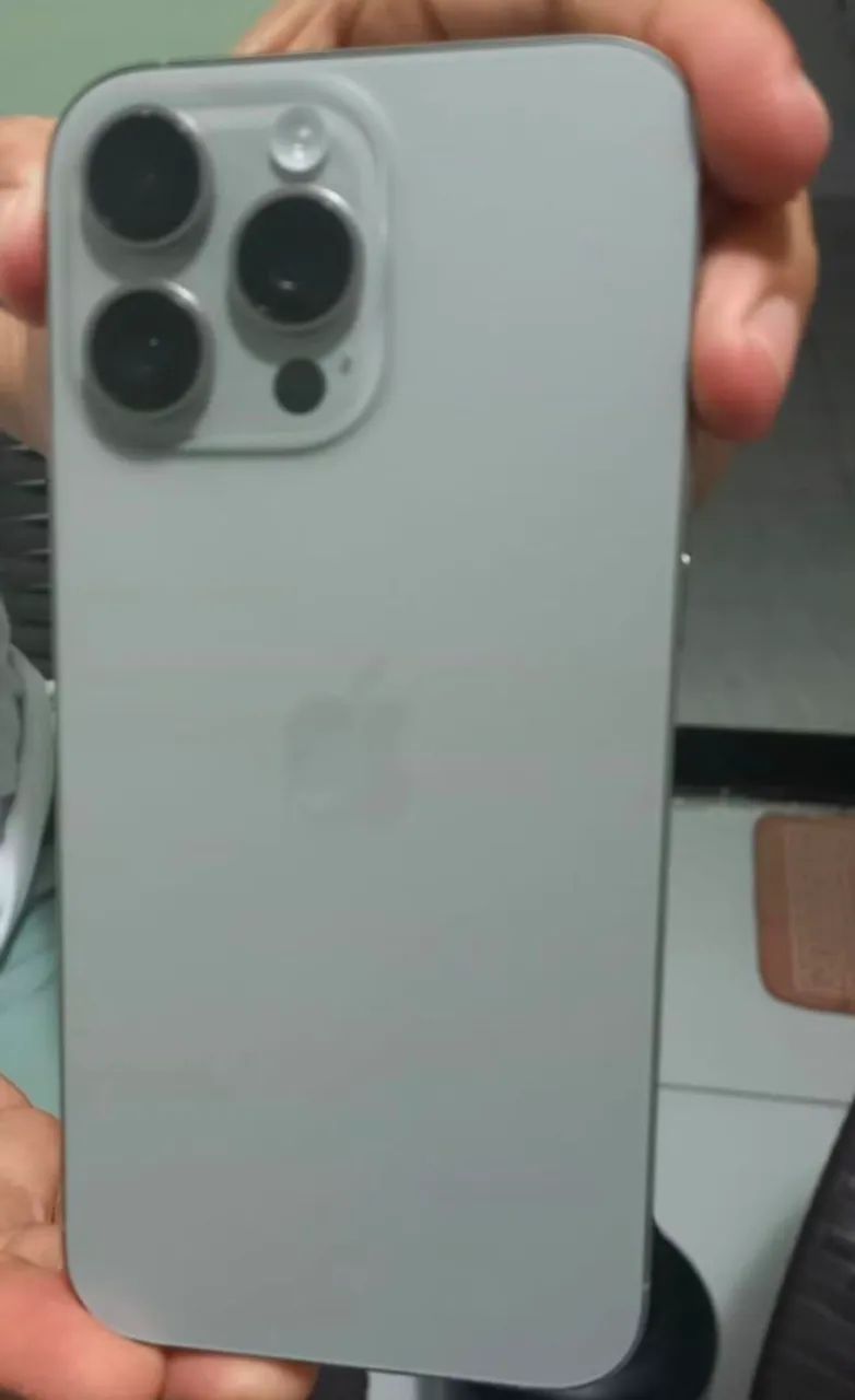 iPhone 16 pro max - Foto 4