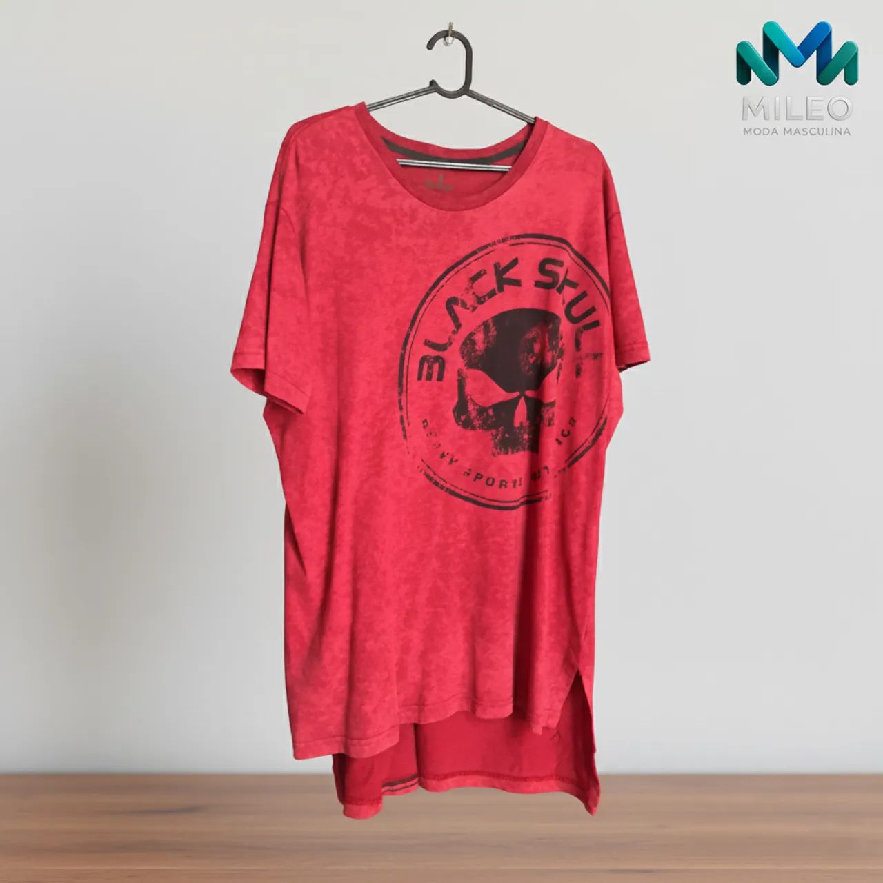 Camisa Black Skull TAM G vinho