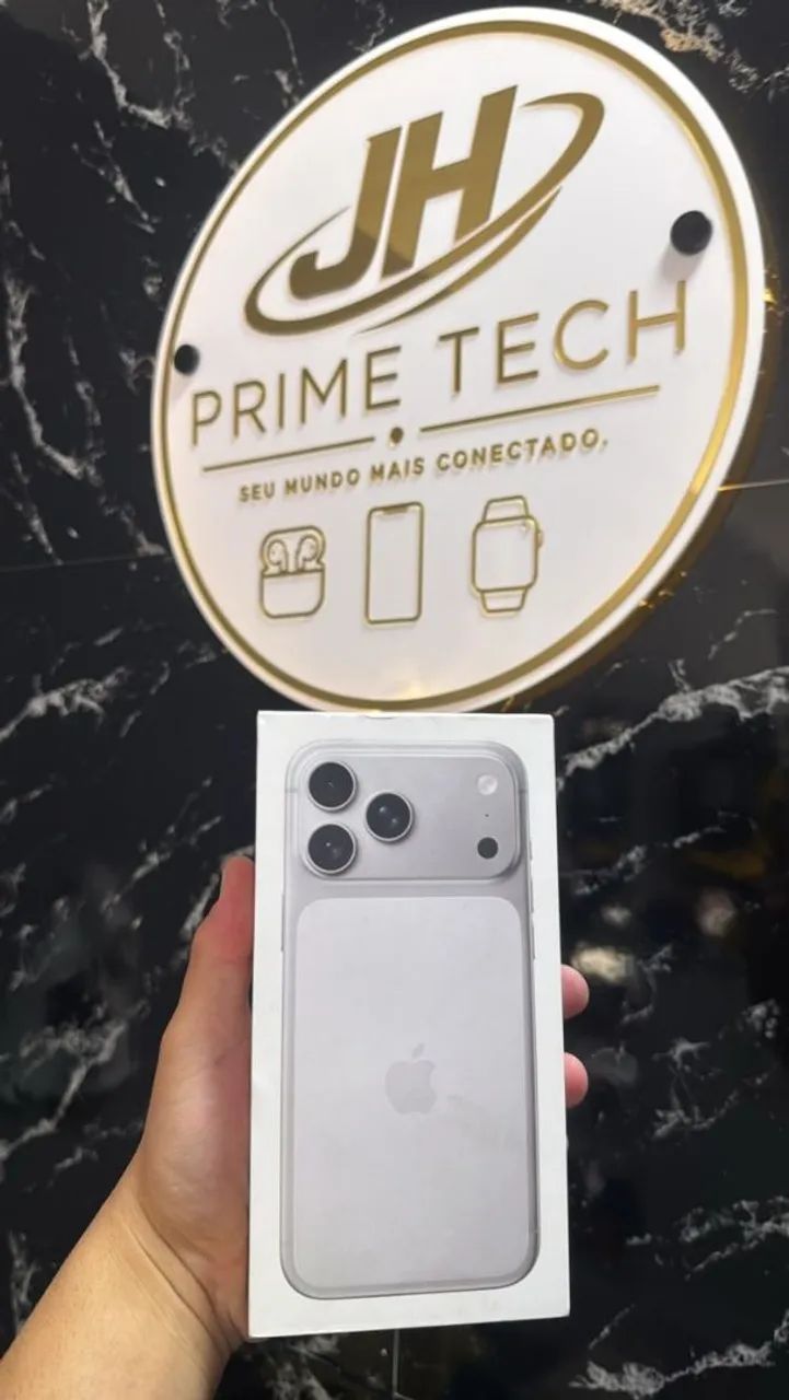 iPhone 17 Pro Max lacrado 
