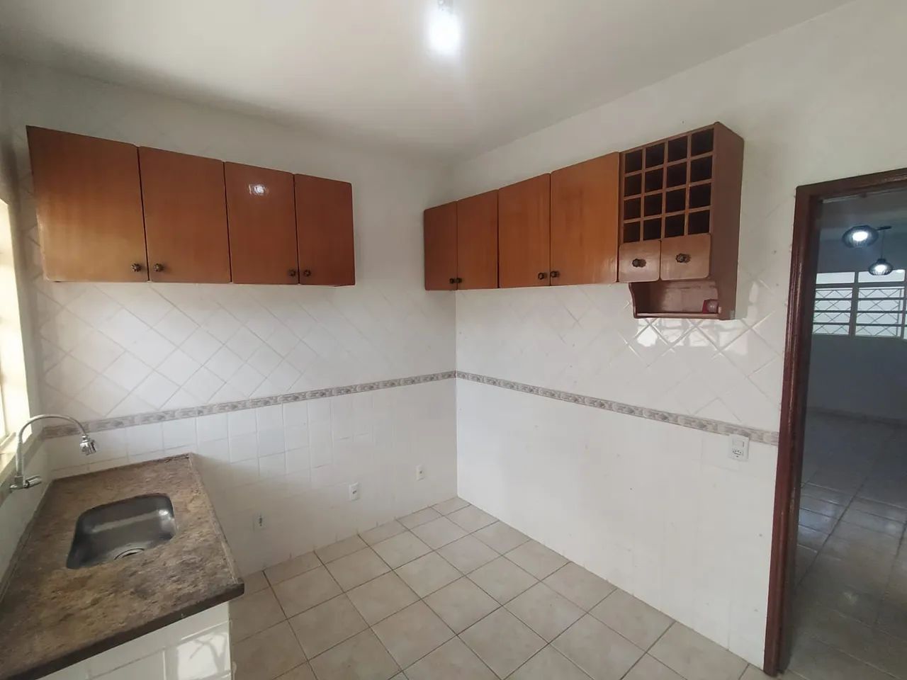 Aluga-se Sobrado com 3 Quartos e Churrasqueira no Setor Sudoeste  - Foto 10