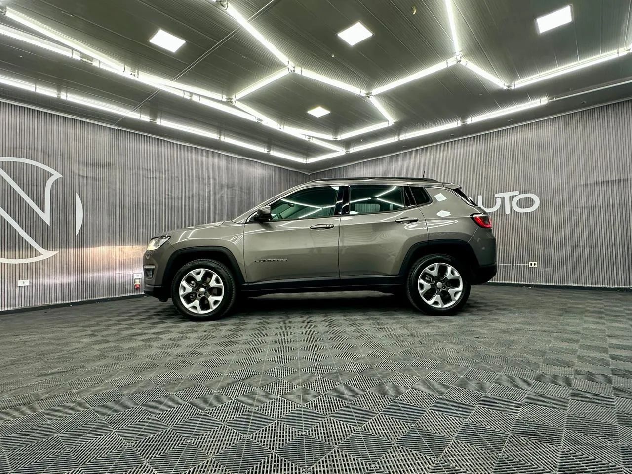 Jeep Compass Longitude 2.0 4X2 Flex 16V Aut. 2018 - Foto 4