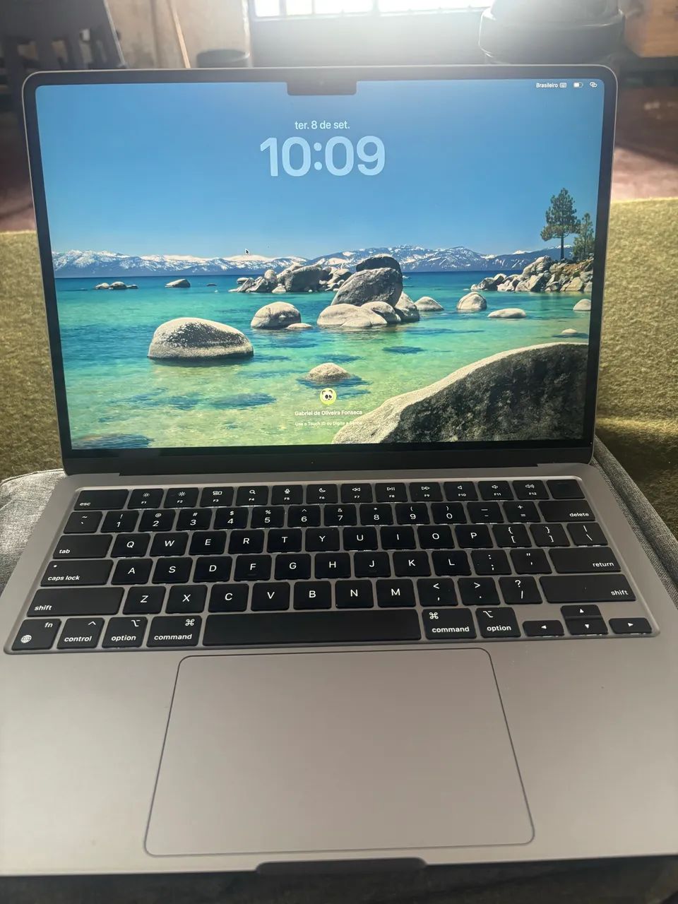 MacBook Air M2 8 GB / 256 GB em perfeito estado com Magic Mouse Apple  - Foto 2