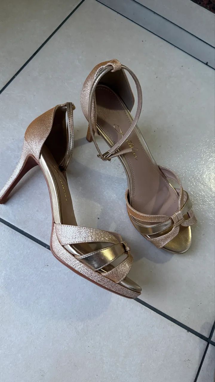 Sandália social 38