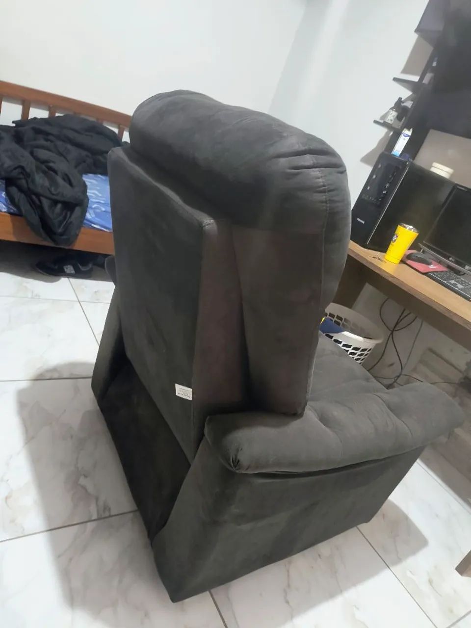 Poltrona ajustável 