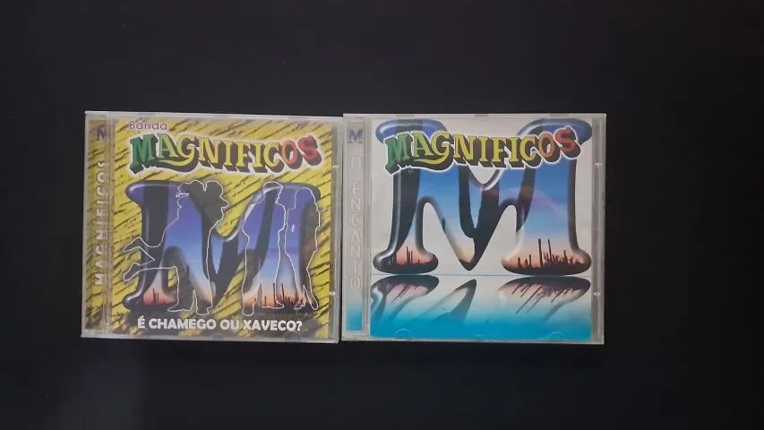 CDs antigos da Banda Magnificos