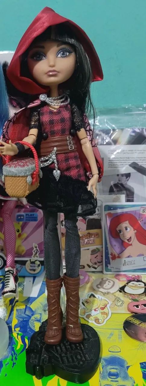 Cerise Wood Ever After High Básica