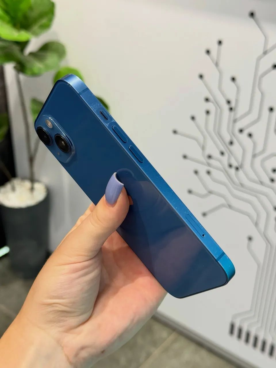 iPhone 13 128GB Azul ? Excelente estado - Foto 2