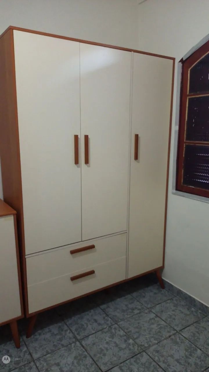 Jogo da Quarto infantil(Cômoda/Guarda Roupa)