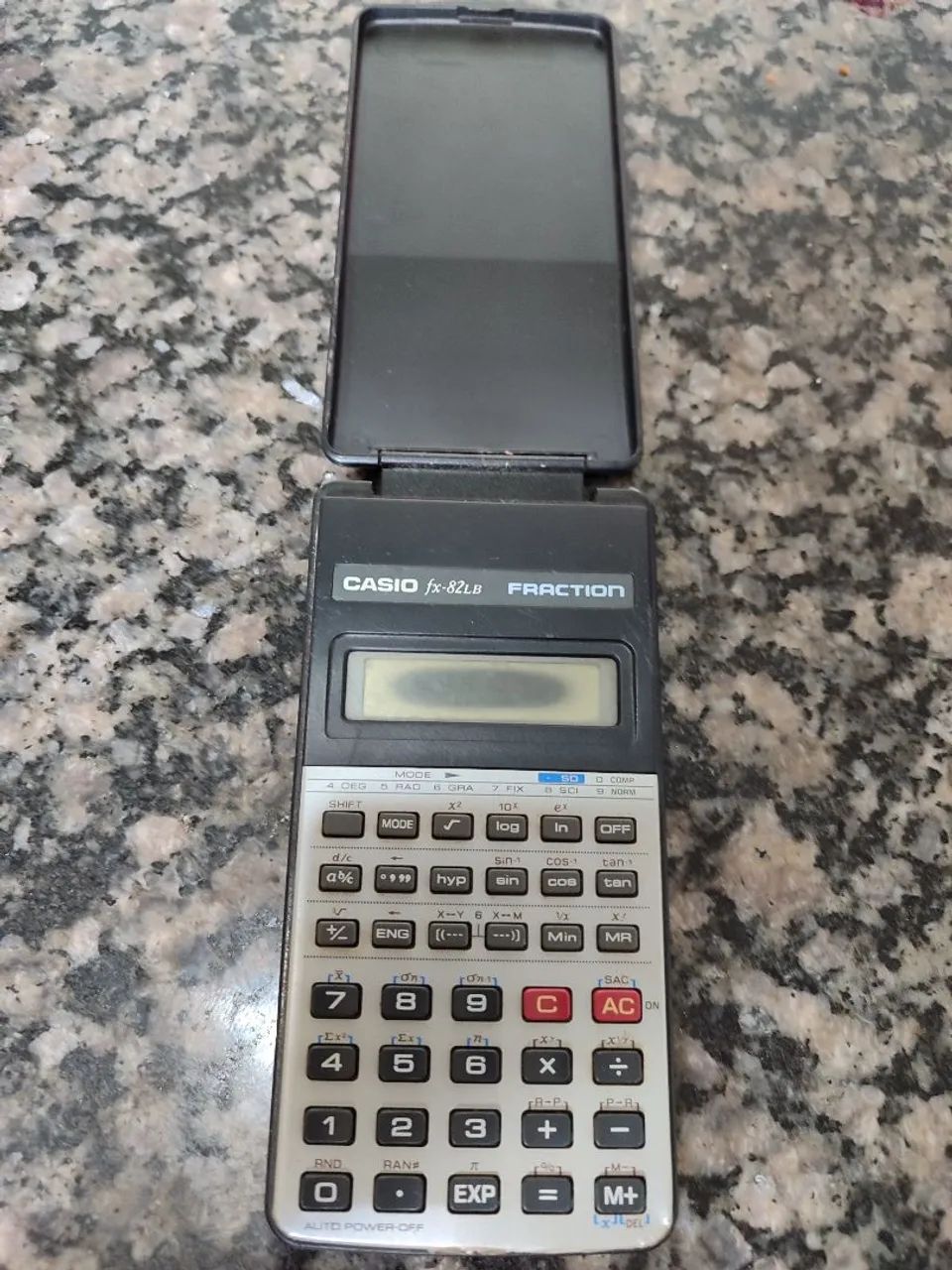 Calculadora científica Casio FX82LB