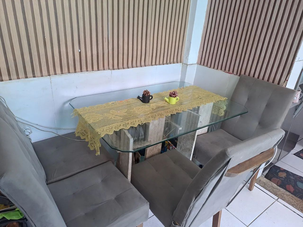 Mesa com 4 cadeiras Bento Ribeiro  - Foto 2