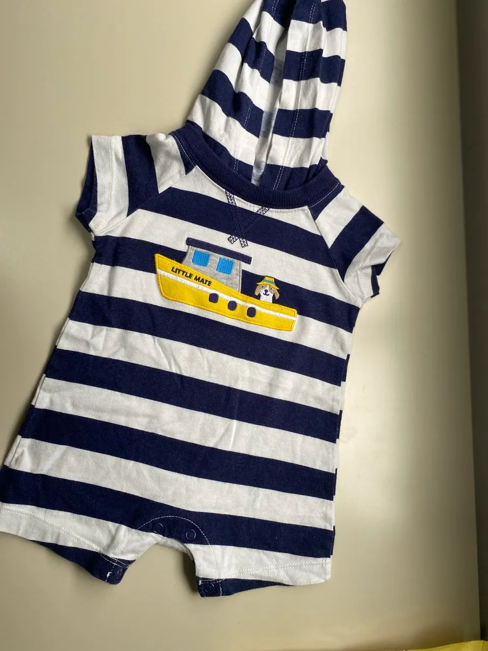 Romper Carters 6 meses