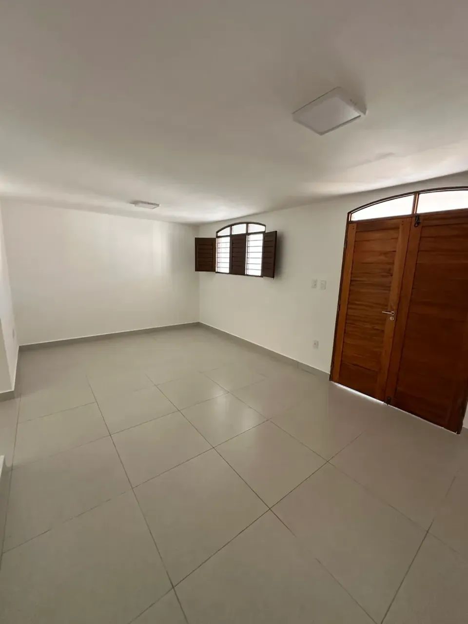 CASA EM JAGUARIBE