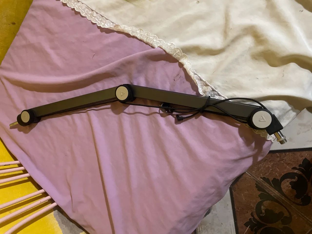 Braço Articulado Thronmax s1 Caster Boom USB