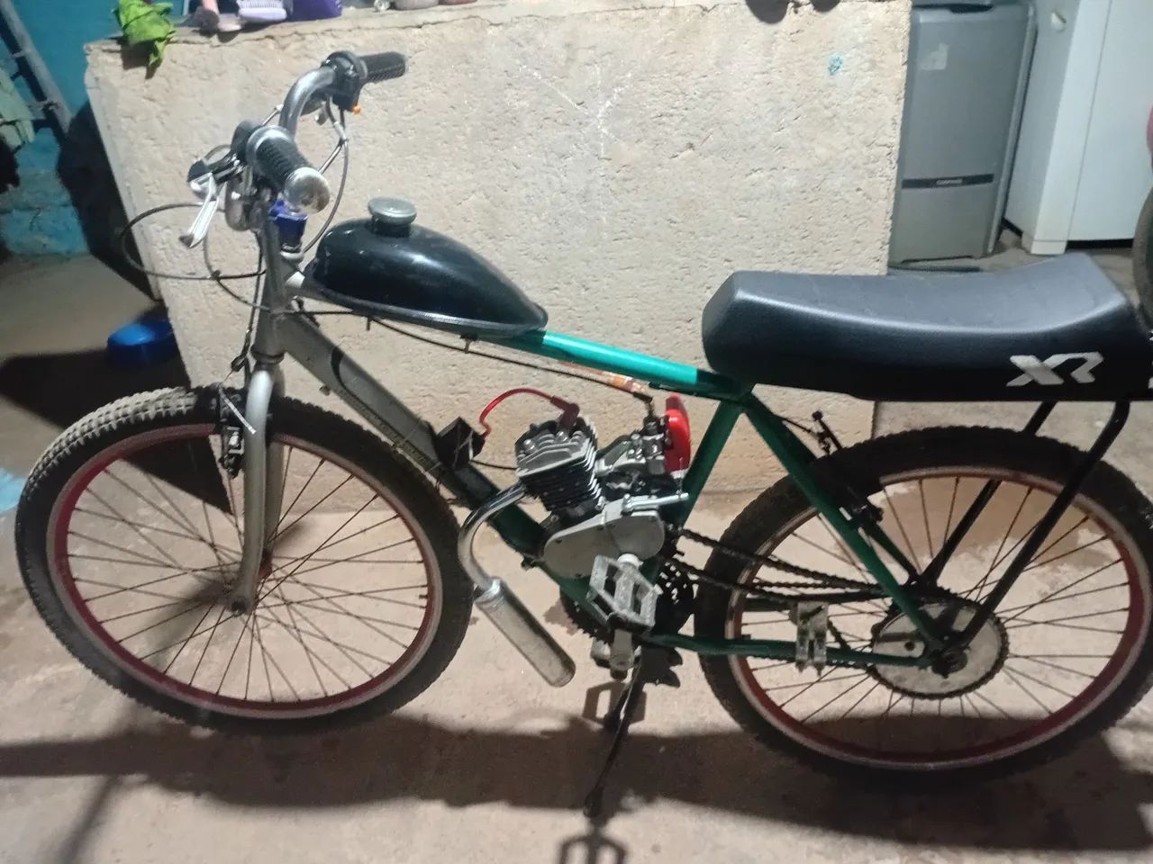 Vendo Motorizada 80cc - Foto 5
