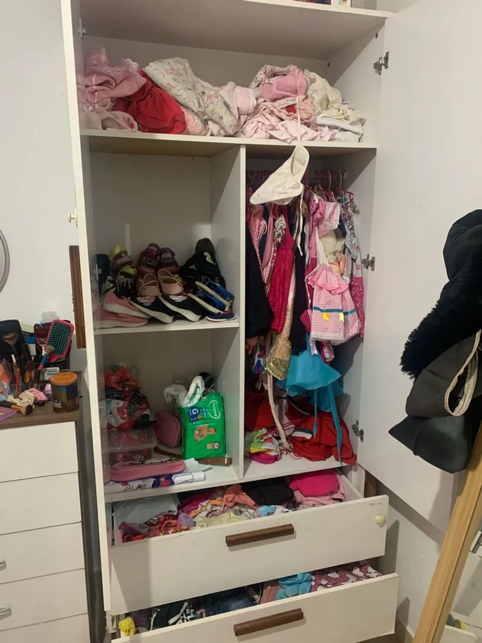 GUARDA ROUPA E CÔMODA PARA BEBÊ  - Foto 3